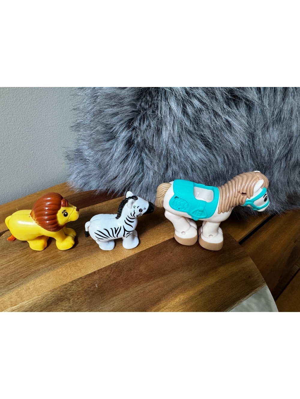 Vintage Fisher Price Lion Zebra & Kid Connection Horse Animal Figures Lot of 3